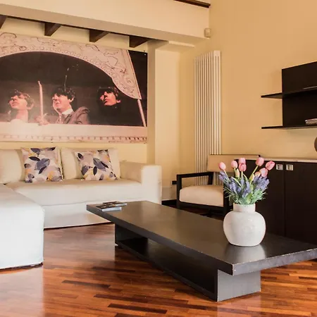 Sweet Apartment