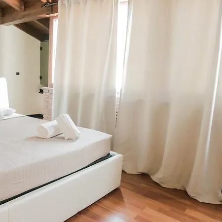Apartment Sweet *